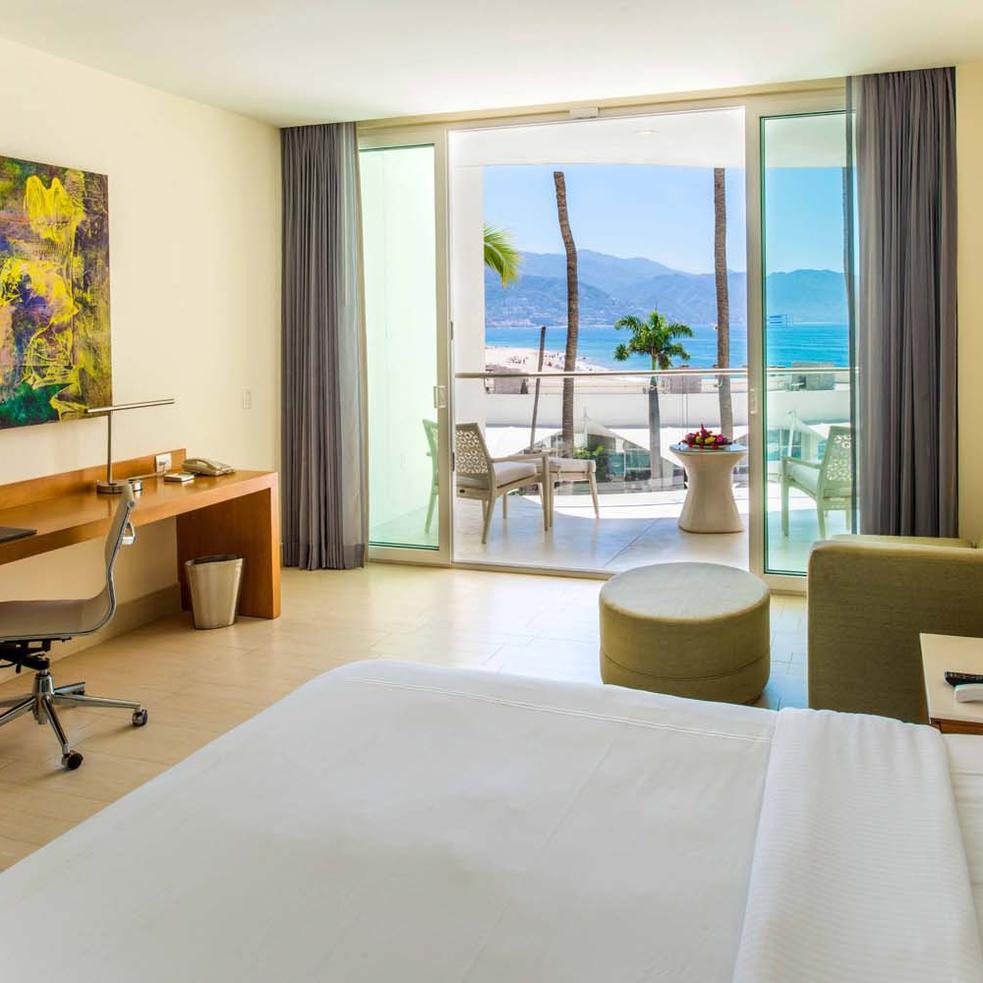 Hotel Krystal Grand® Puerto Vallarta Hotel Krystal Grand® Puerto Vallarta