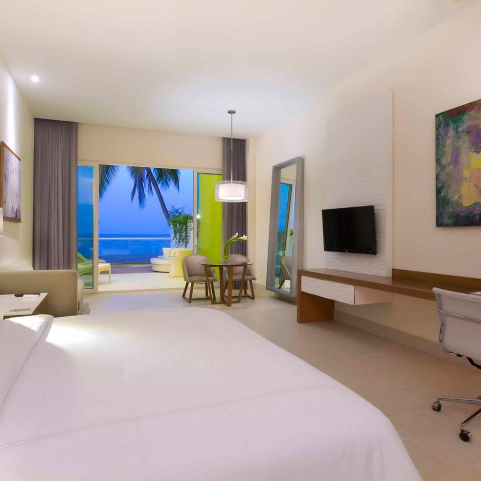 Hotel Krystal Grand® Puerto Vallarta Hotel Krystal Grand® Puerto Vallarta